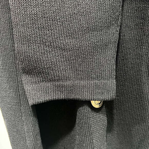 St John Collared Cardigan with Gorgeous Buttons - Picture 9 of 13